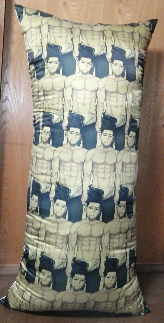 【最終値下げ】【即購入OK】ゴールデンカムイ 尾形百之助 抱き枕