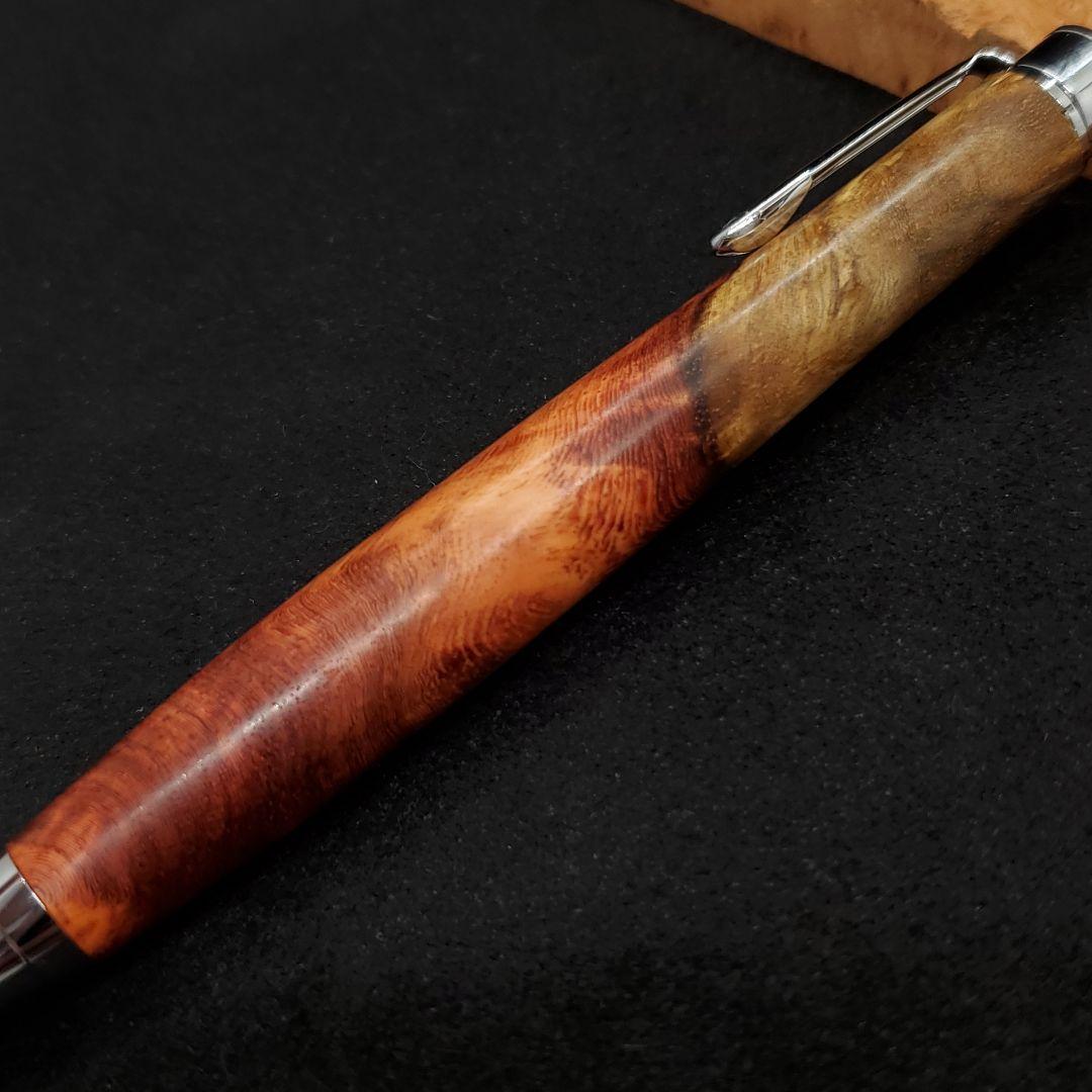 ⑮Bハンドメイド木軸シャーペン花梨瘤紅白赤濃いめ