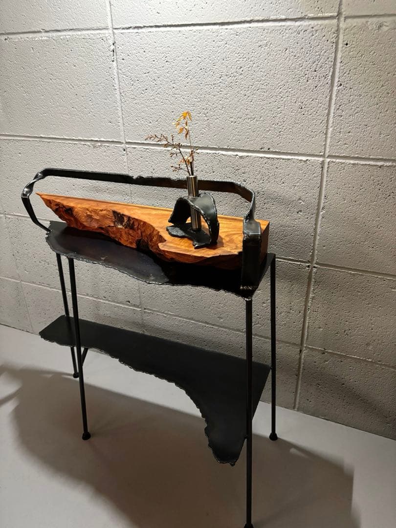 欅サイドテーブル　鉄家具　アイアンシェルフ　ナイトテーブルコーヒーテーブル