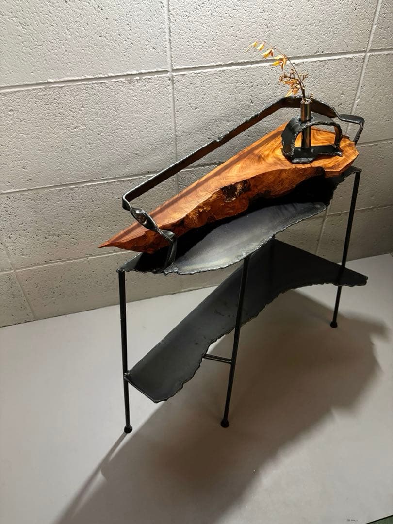 欅サイドテーブル　鉄家具　アイアンシェルフ　ナイトテーブルコーヒーテーブル