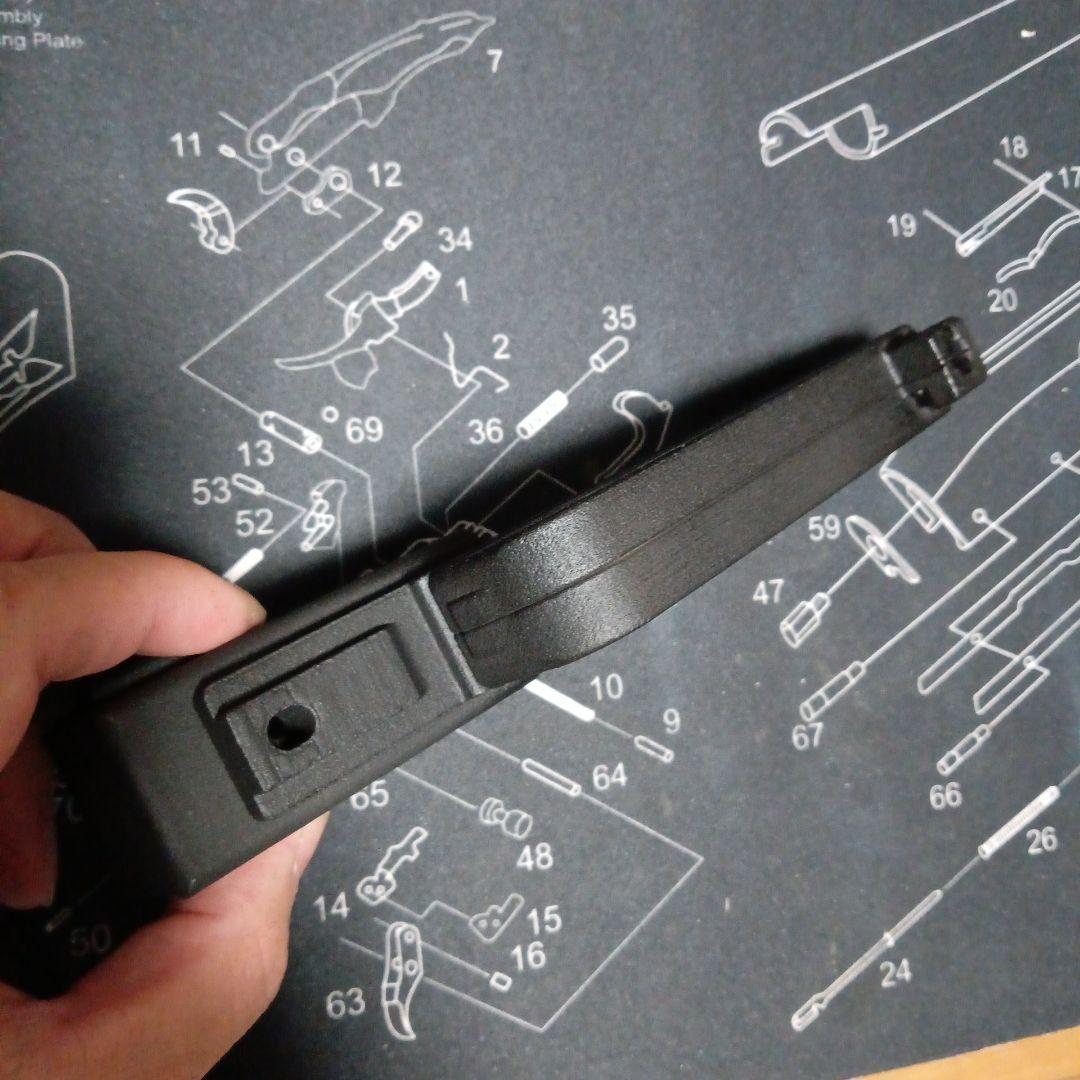 東京マルイ　vsr10 m4マガジンアダプター
