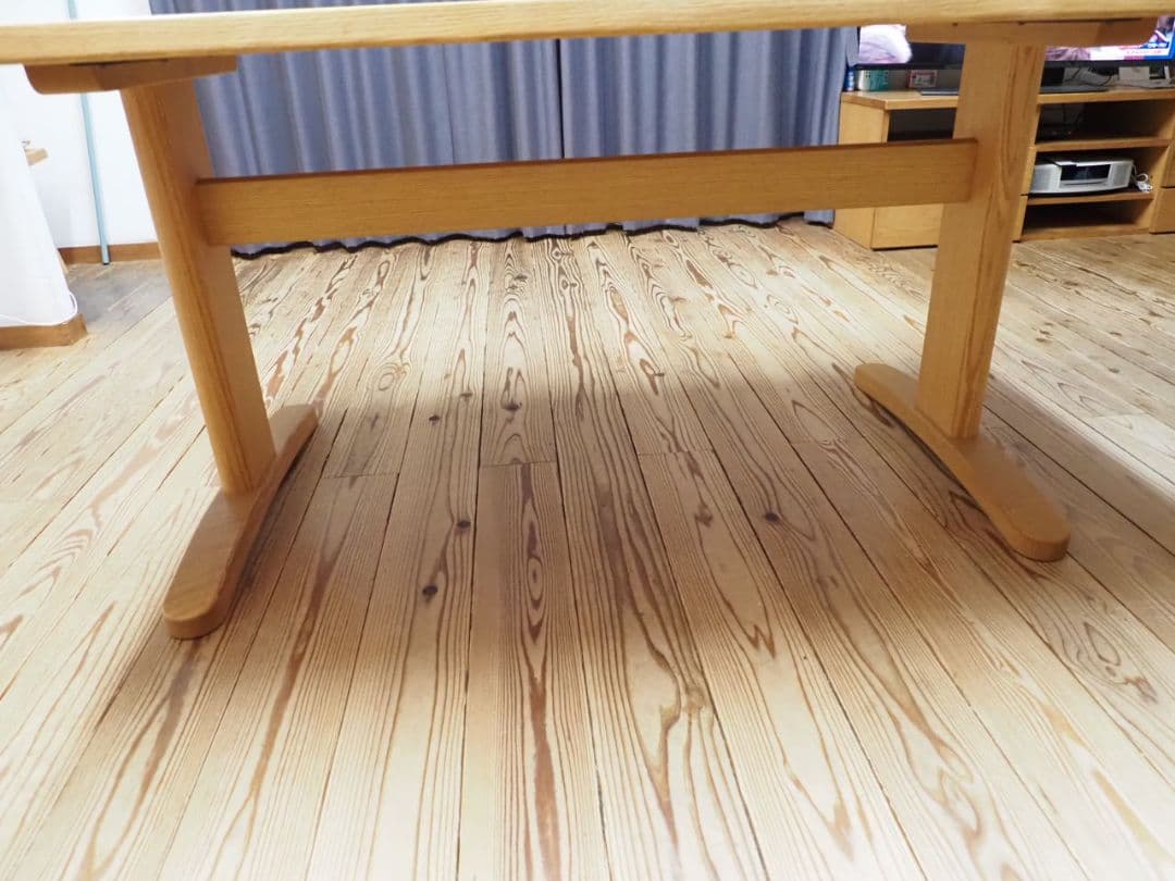 ナチュラル木製ダイニングテーブル 大