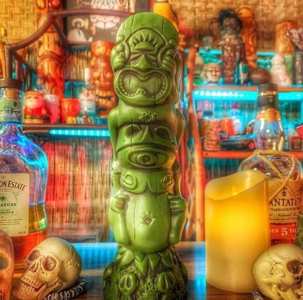 ★Tiki Farm ティキ マグ MELE HOA Mug BROWN 新品