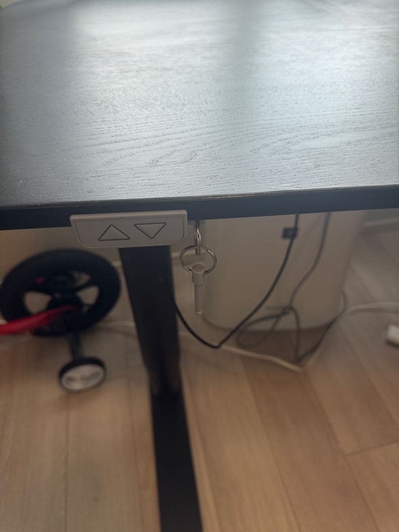 IKEA Bekant 電動　昇降式デスク　Ｌ字 コーナーデスク　黒