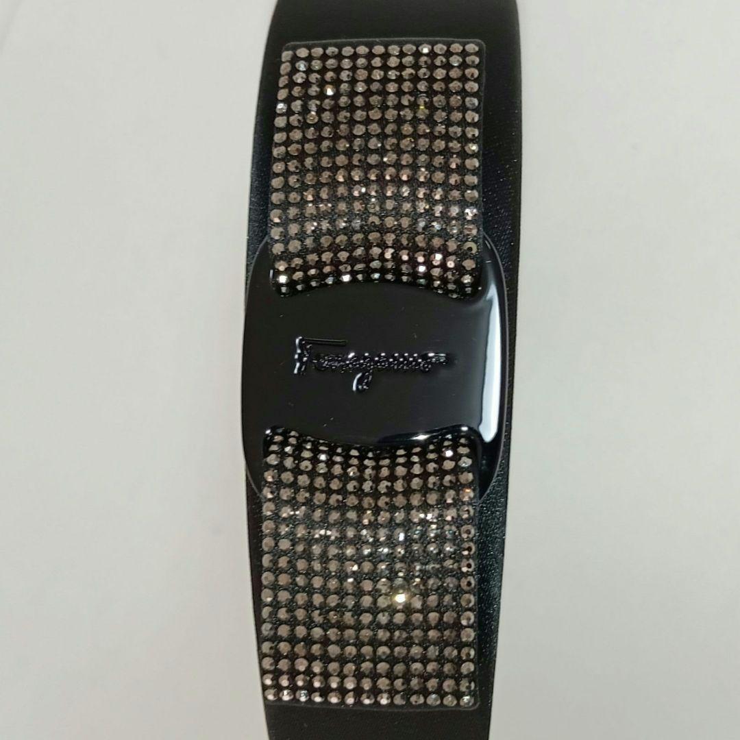 AMG15 サルヴァトーレフェラガモ 美品 ヴァラリボン カチューシャ 髪留め