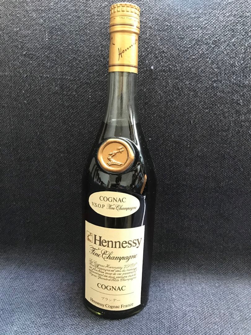 Hennessy ヘネシー　V.S.O.P ブランデー　700ml 40度