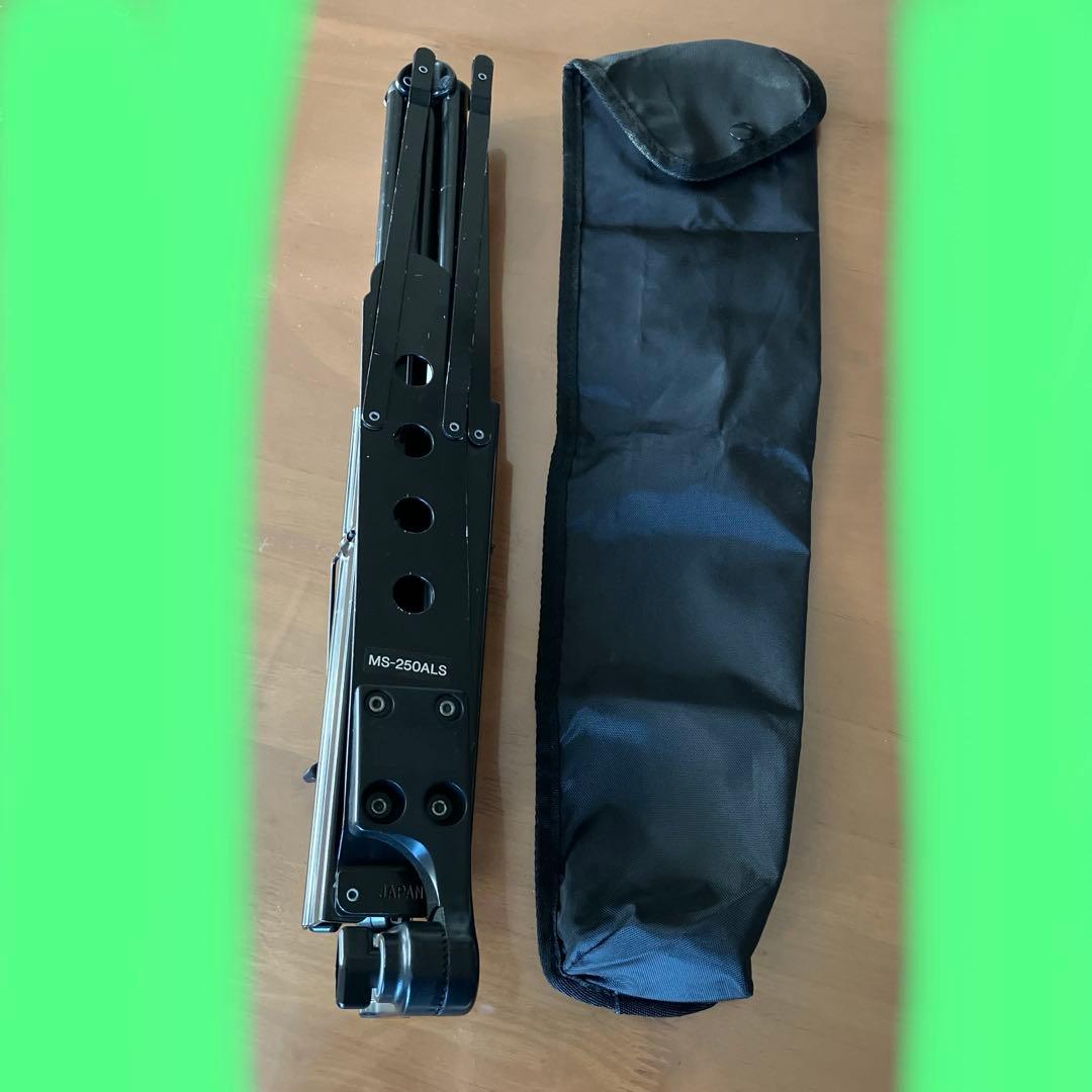 【中古】フルートYAMAHA ＹＦＬ212 &譜面台、その他　セット売り