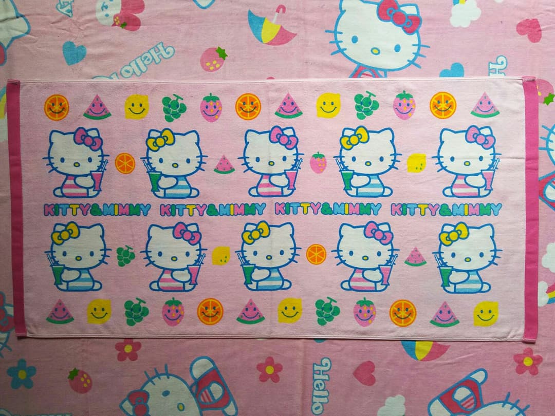 キティ＆ミミィ♪サンリオ♪新品未使用バスタオル♪2003年①