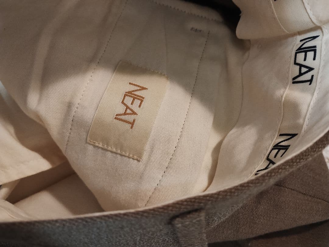 NEAT ニート 44 秋冬　テーパード　カーキ