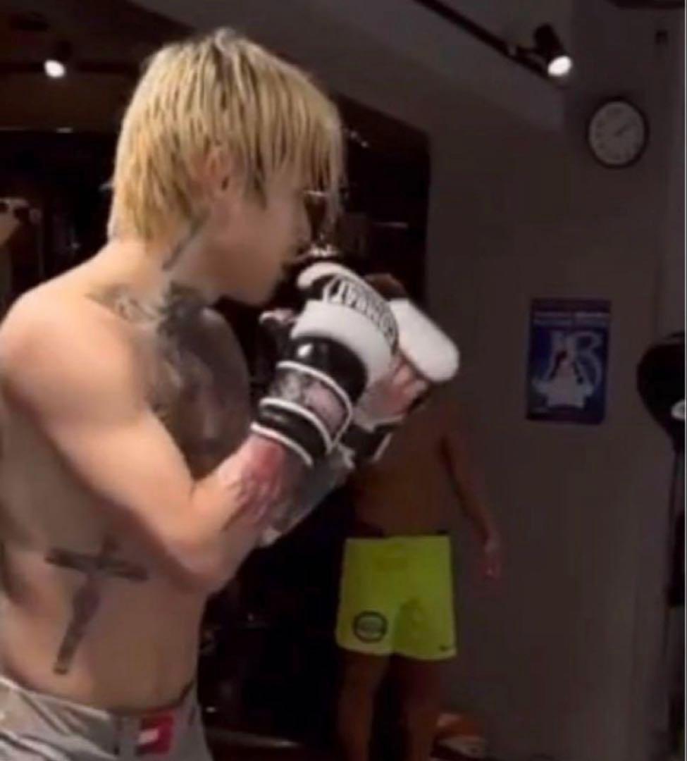 最終値下げ　COMBAT SPORTS 平本蓮使用モデル