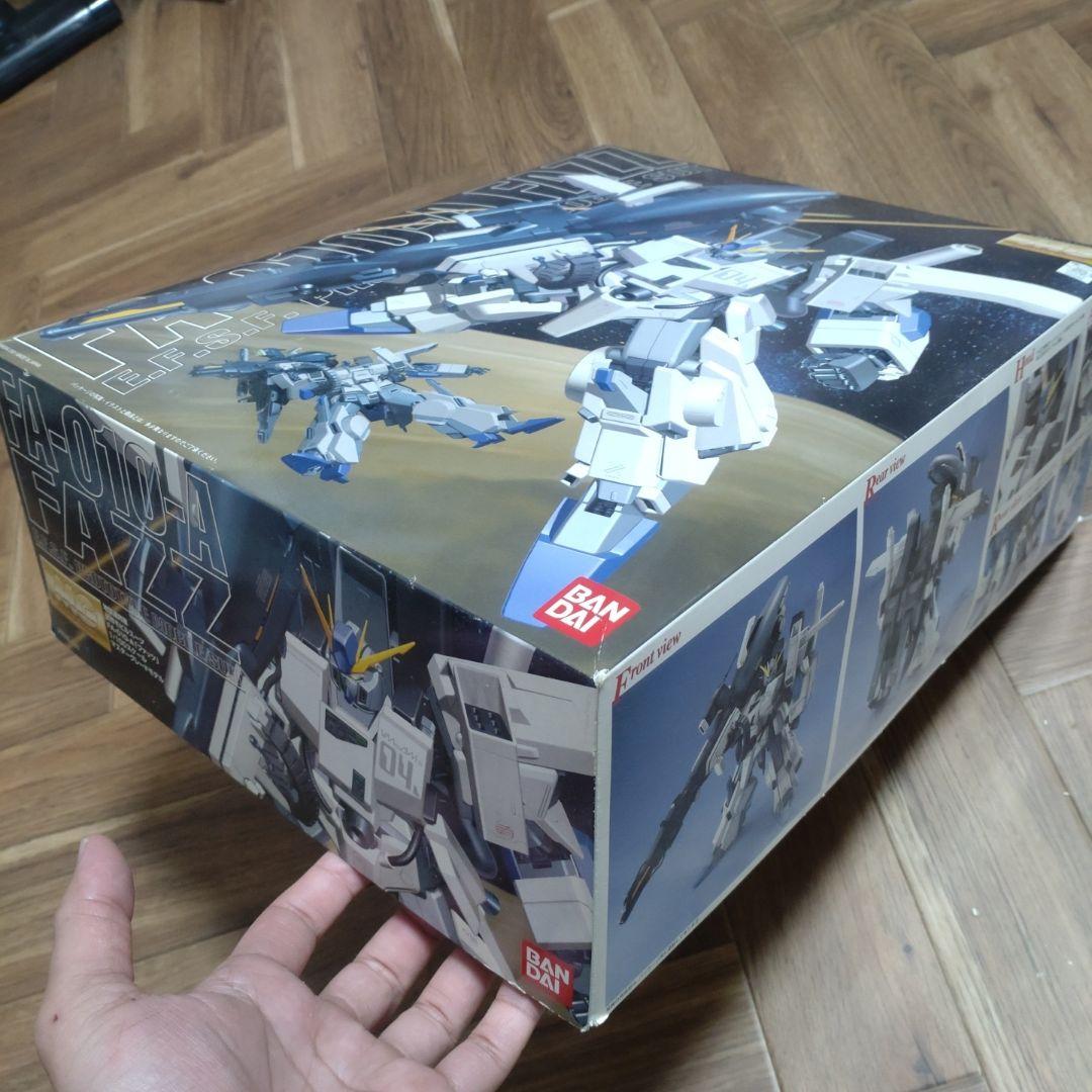 ガンプラFA-010-A ガンダム　ファッツ　1/100 マスターグレードモデル