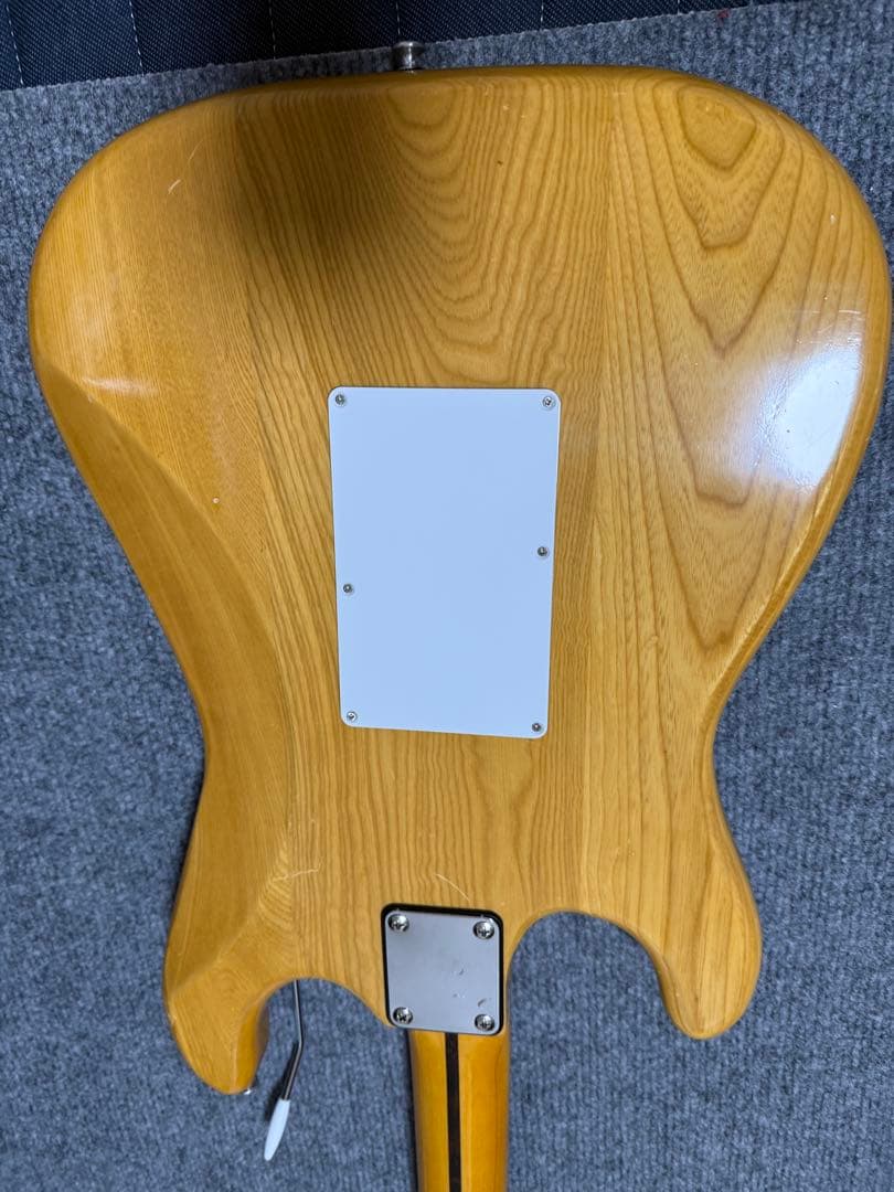 F*a様 果*ミ様 ストラト ナチュラル