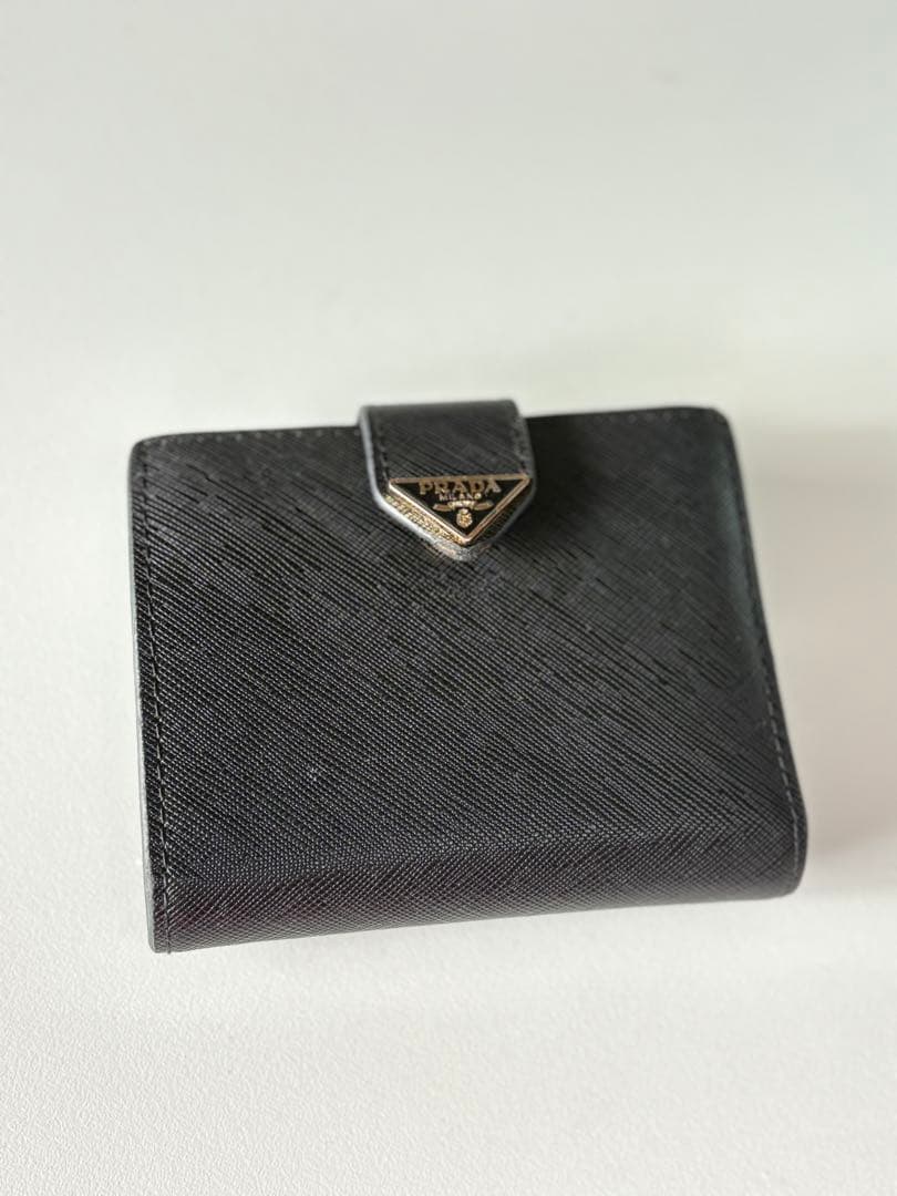 【限定値下げ】 PRADA プラダ 2つ折り財布 ブラック