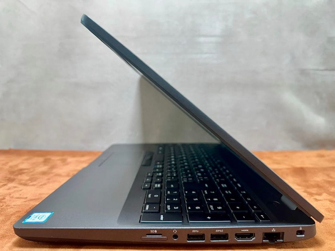 Windowsノート本体 DELL Latitude5501 i5-9300H 8GB |1179