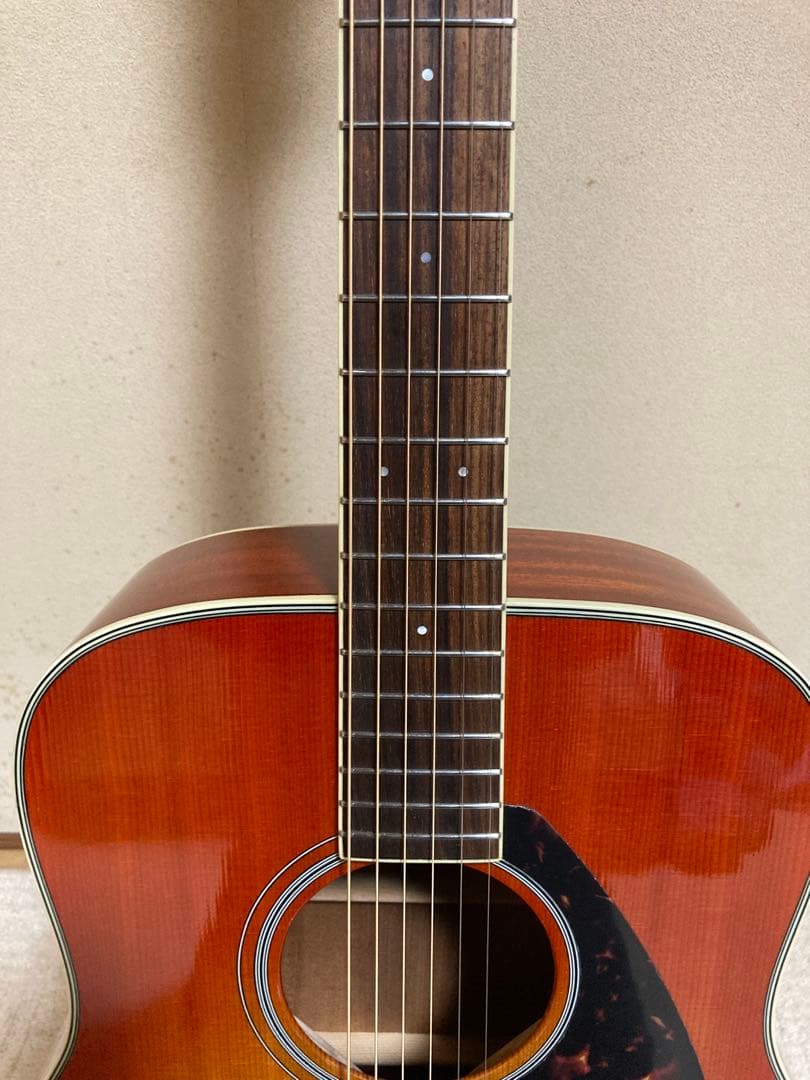 美品 メンテ済 超低弦高 ヤマハ FG820 オータムバースト おまけ付 新品弦