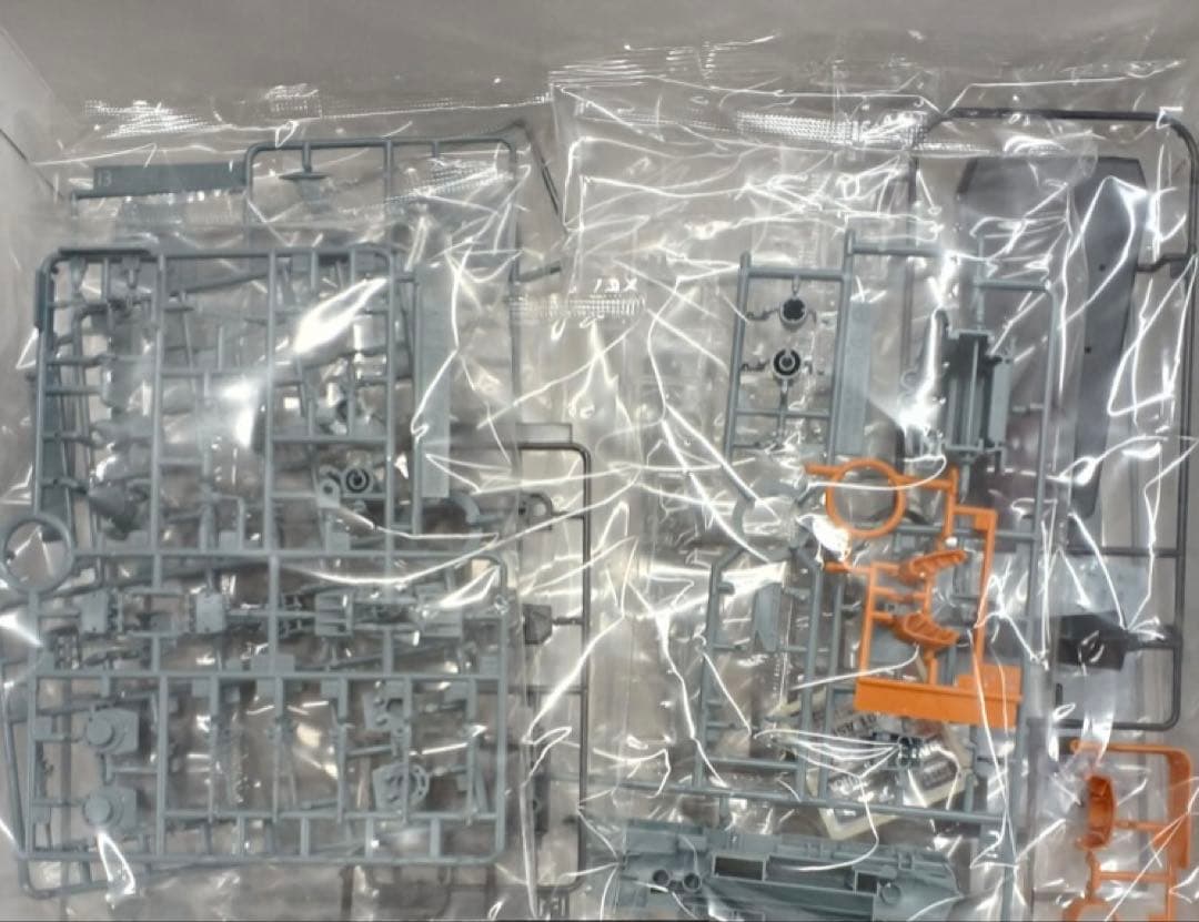 宇宙戦艦ヤマト2205 プラモデル 地球防衛軍ドレッドノート改級補給母艦 アスカ