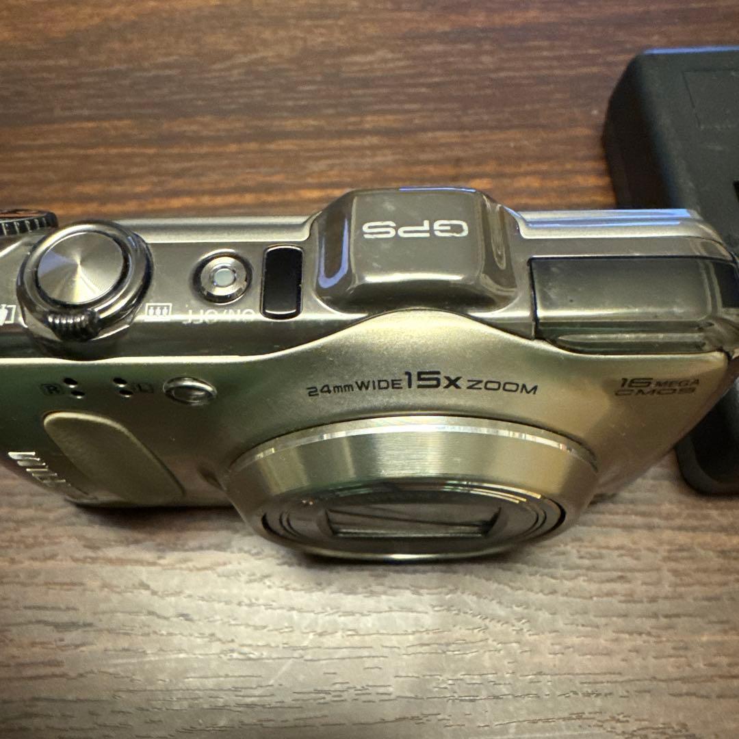 Fujifilm EXR 16メガCMOS デジタルカメラ 充電器付