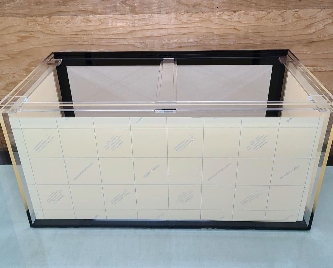 アクリル水槽　900×450×450 8\5ミリ