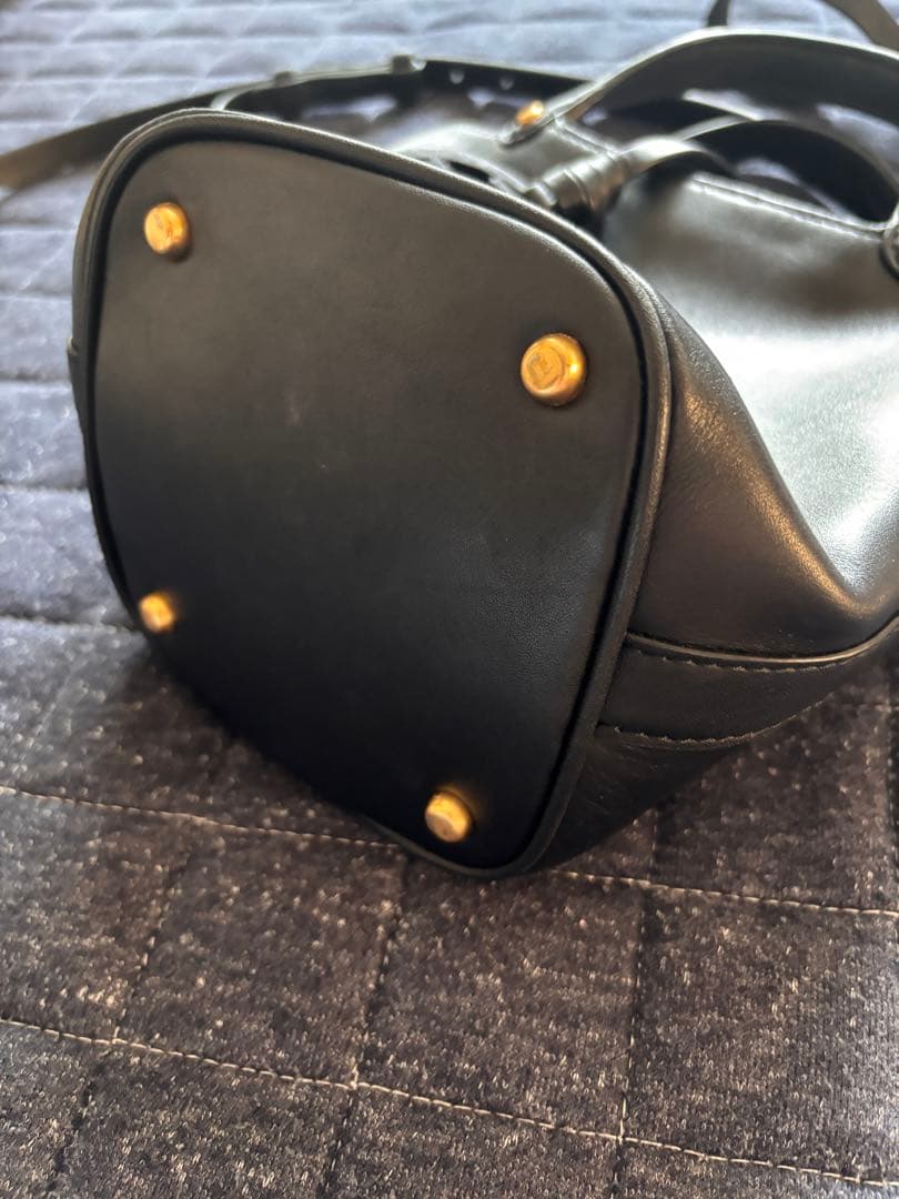 美品　Tory Burch ブラック　レザー　ショルダーバッグ