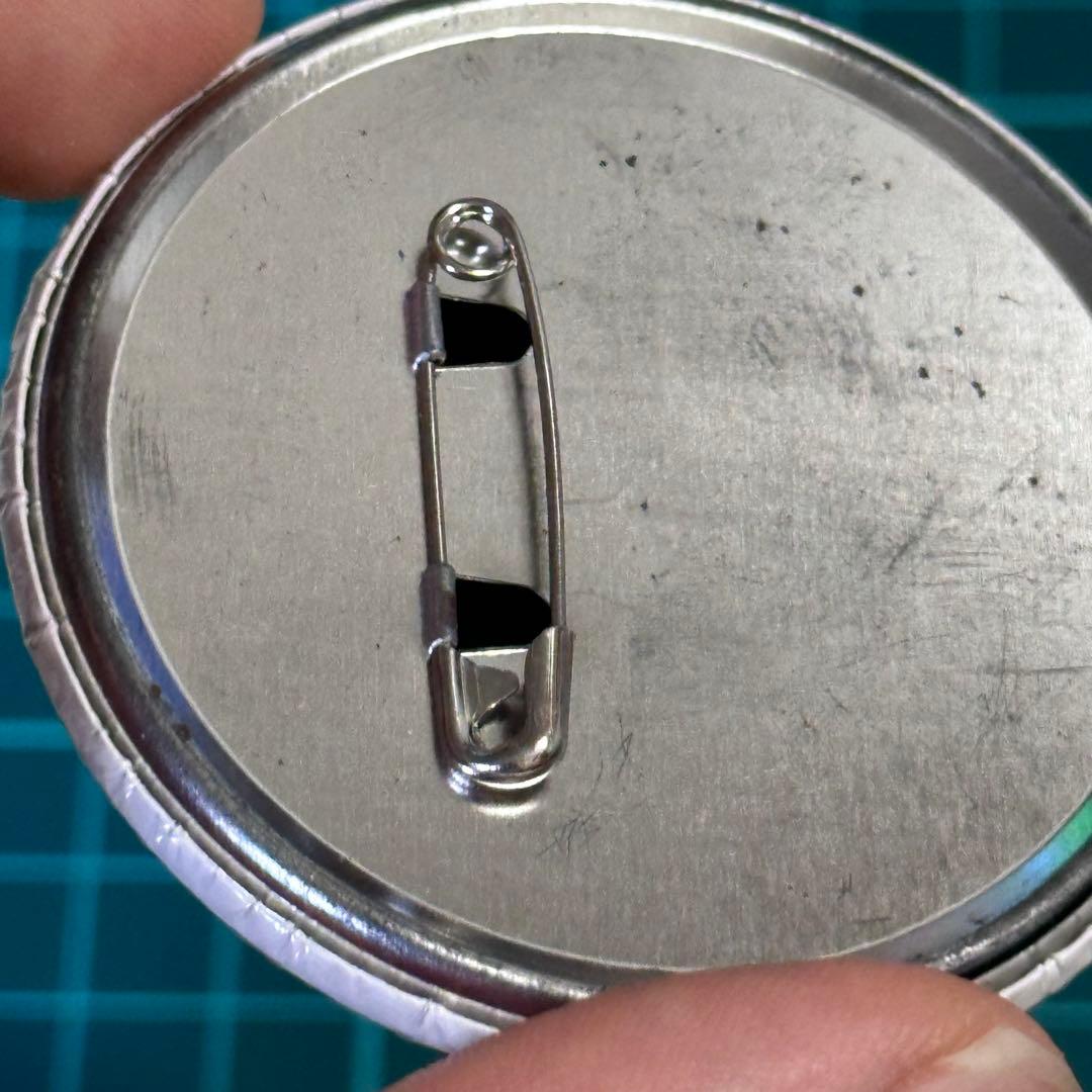 名探偵コナン 工藤新一 鳥取 北栄町　ふるさと館　包帯　缶バッジ　原作　原画