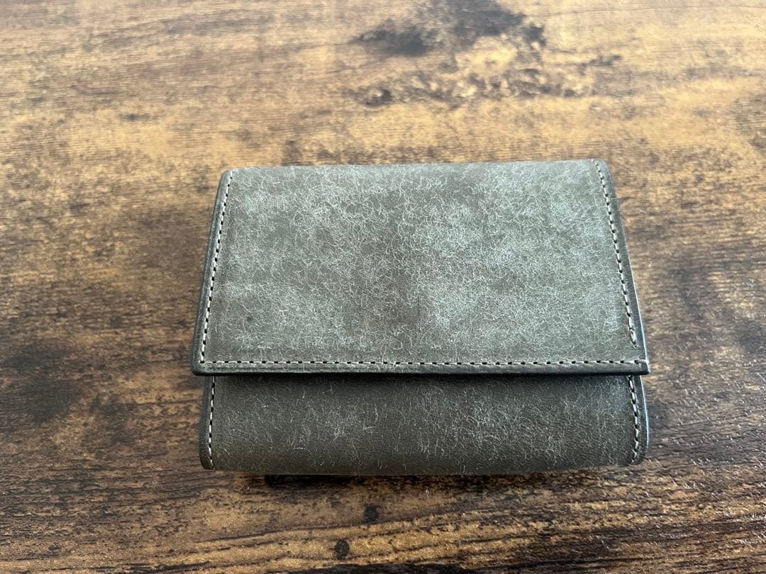 レンマ　レクタ　三つ折り財布