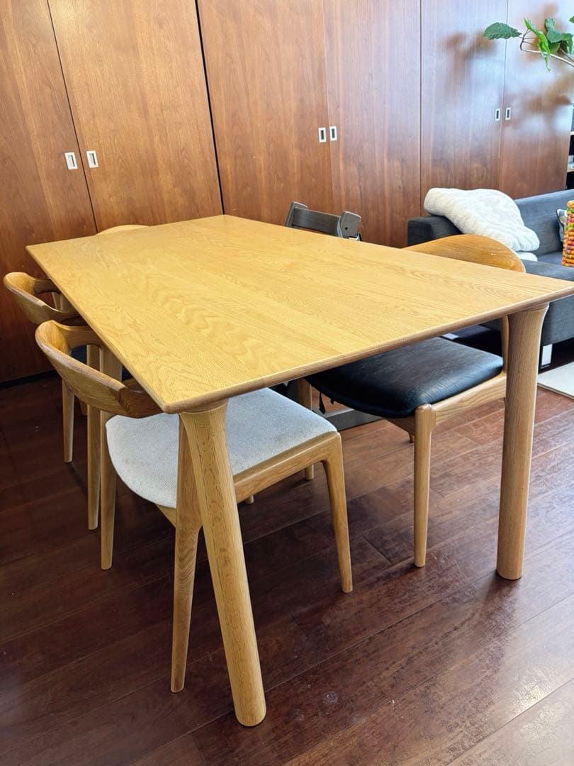 ACTUS アクタス　SOUPダイニングテーブル