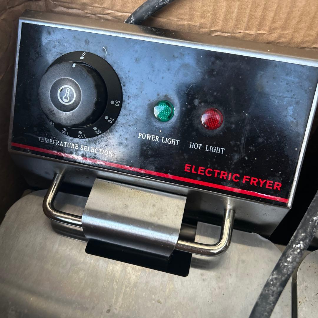 電気フライヤー 温度調整ダイヤル付き
