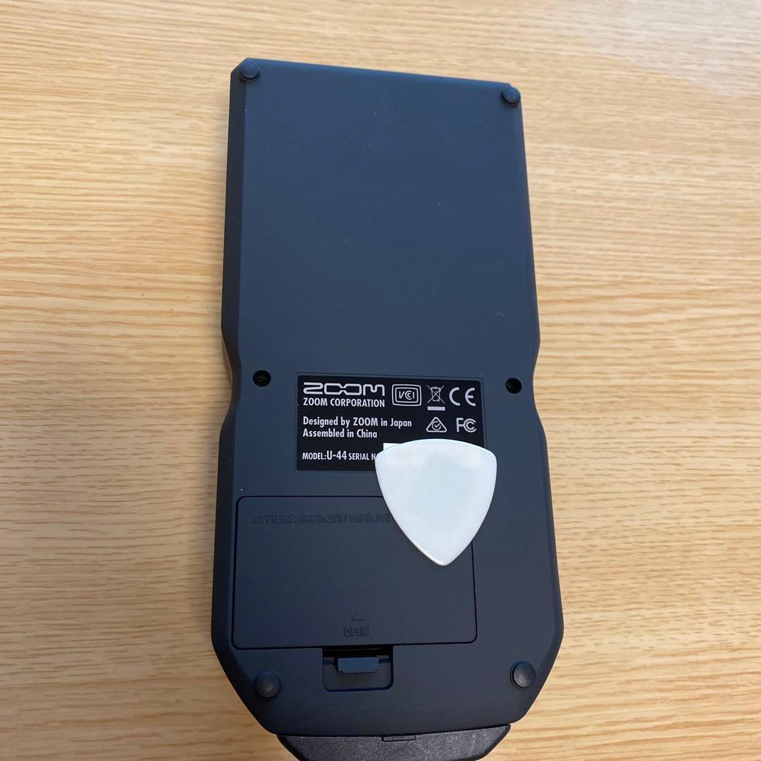 Zoom U-44オーディオインターフェース