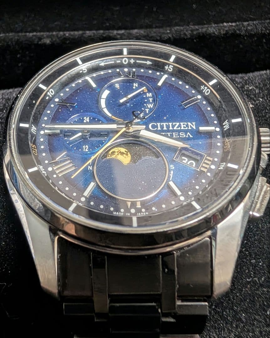 M*e様 【美品】シチズンATTESA ルナプログラム 夜空　限定品 BY100