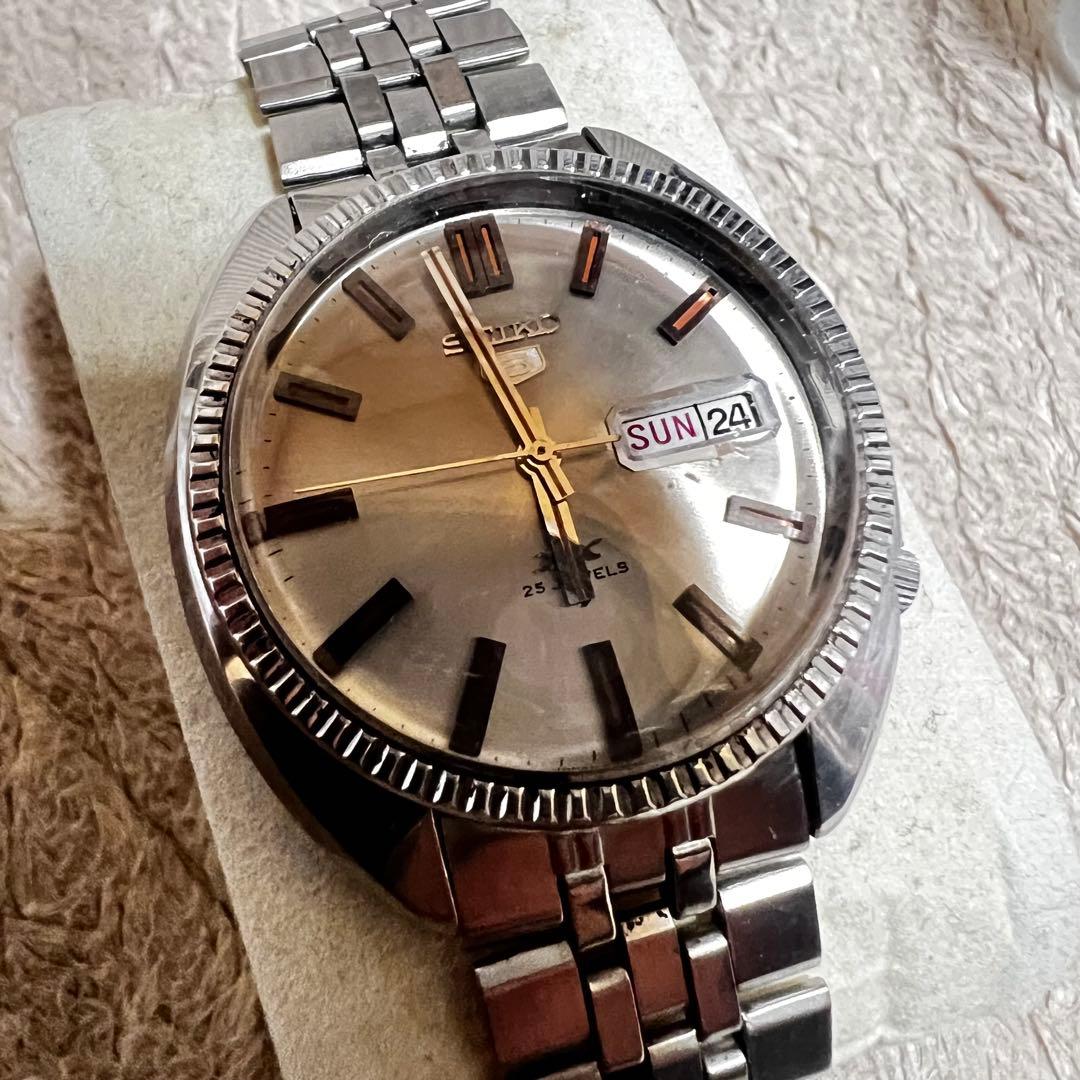 希少　美品稼働 ビンテージ時計6106-8141