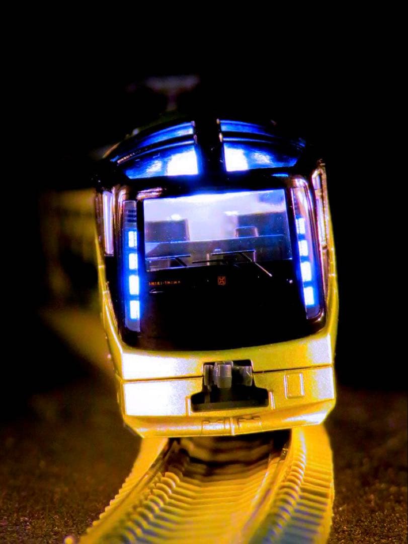 KATO E001形 TRAIN SUITE 四季島(室内灯取付済)【新品】