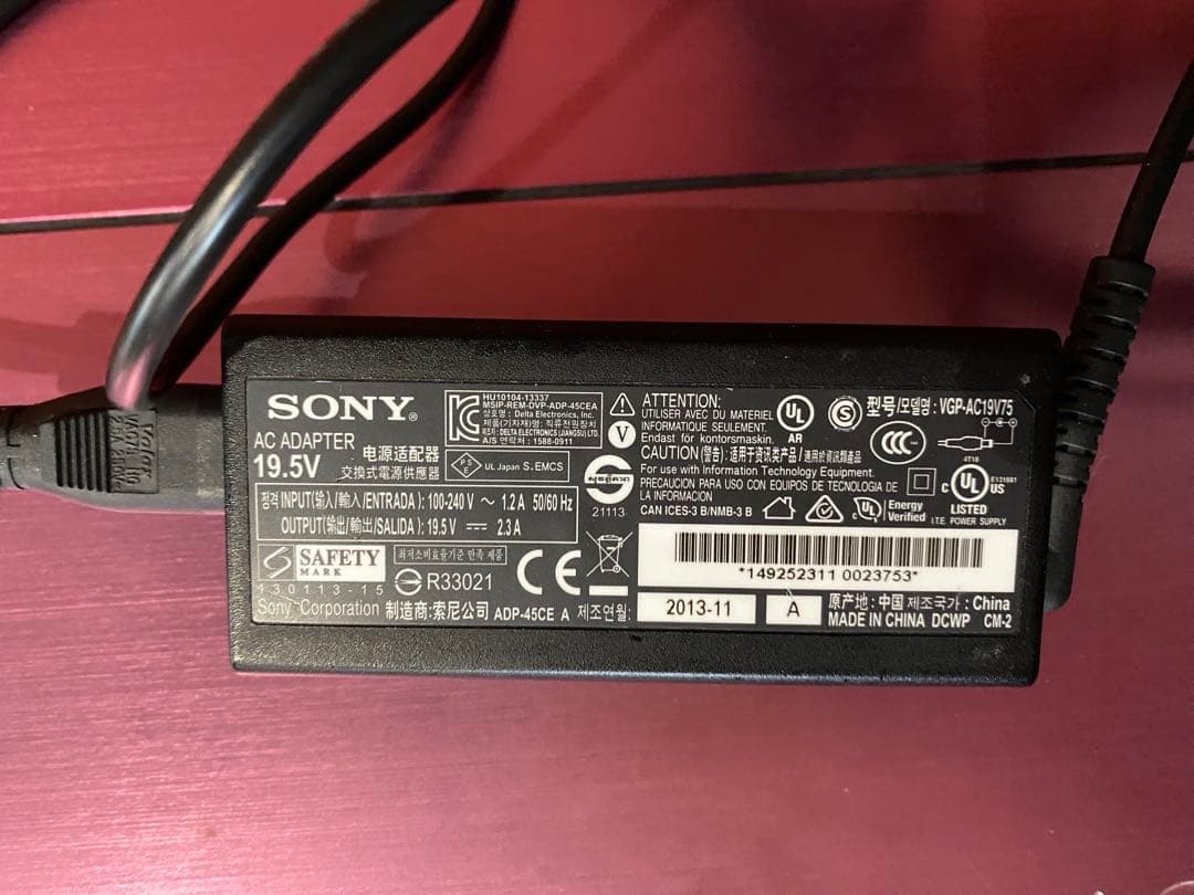 SONY VAIO ノートパソコン ピンク SVF15N18DJP