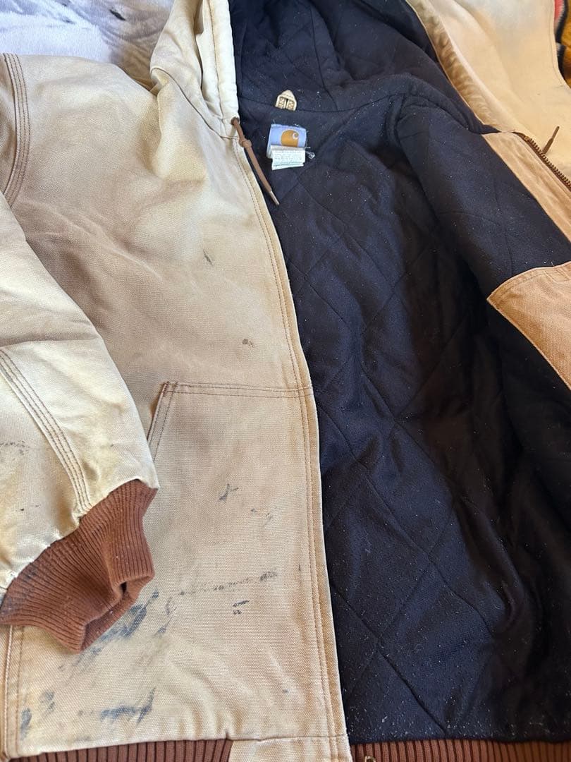 Carhartt アクティブジャケット　フェード&ダメージ