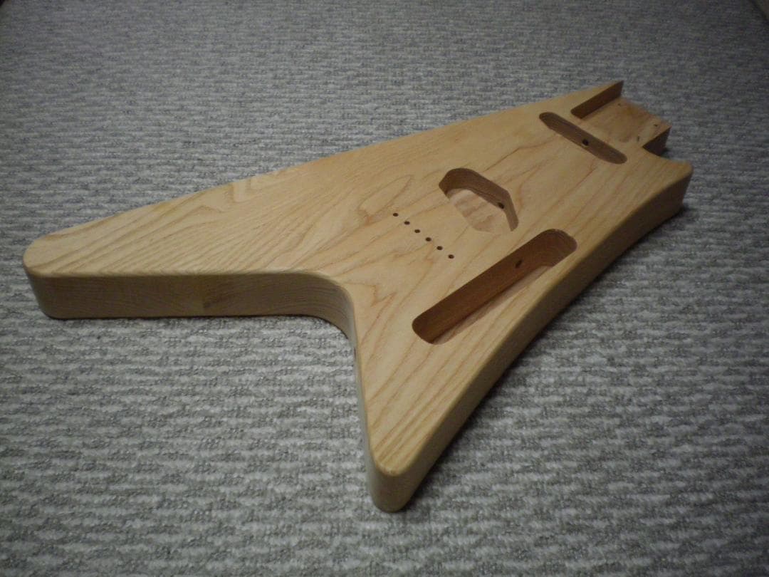 国産 未使用 ギターボディ アッシュ材 テレモダーン