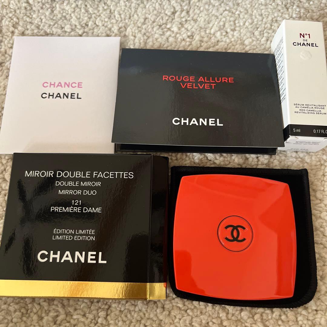 新品　巾着付き　Chanel シャネル ミロワール ミラー　121