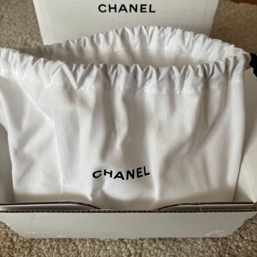 新品　巾着付き　Chanel シャネル ミロワール ミラー　121