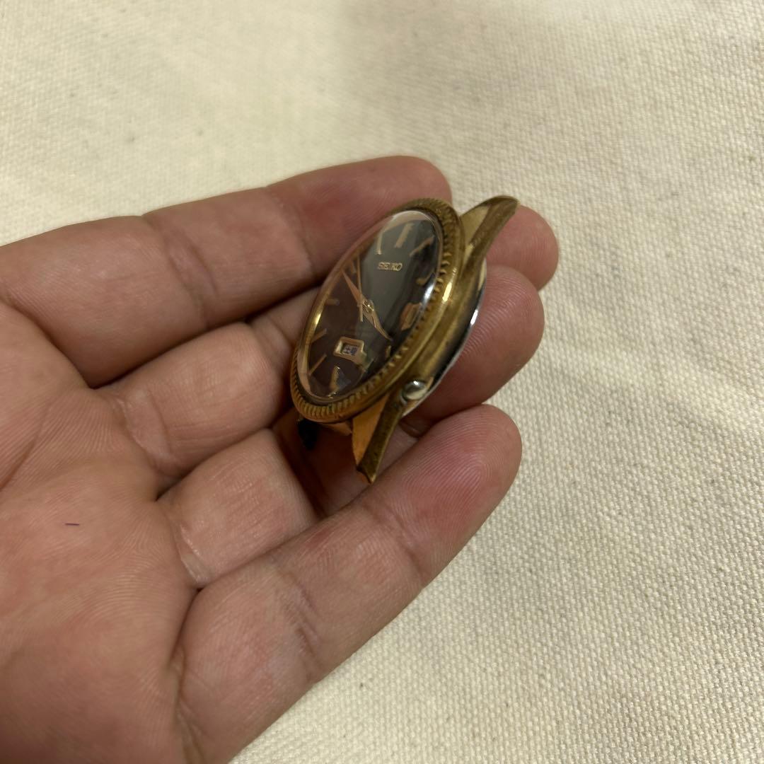 n*1様 Seiko 自動巻き 腕時計 ゴールド ブラック