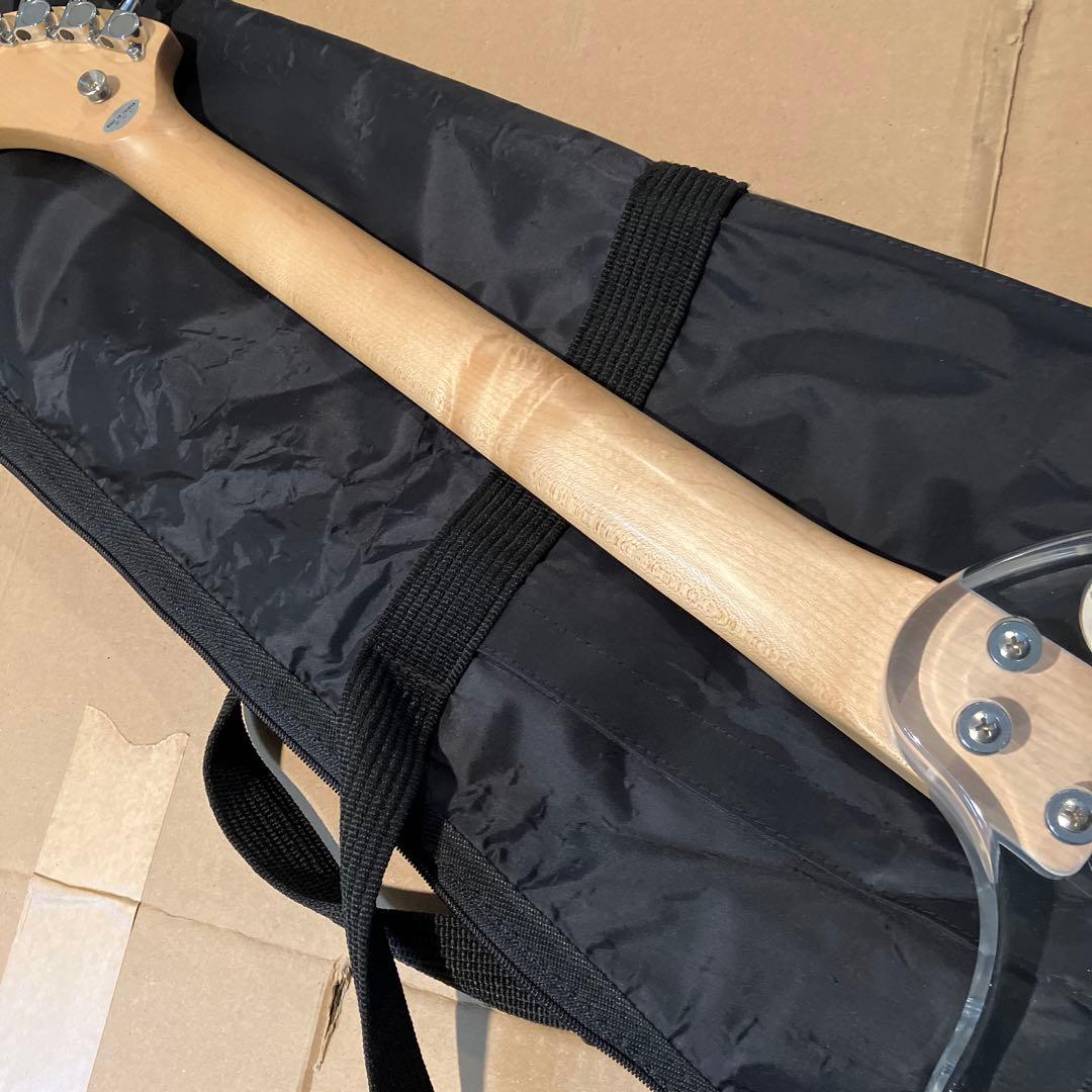 FERNANDES ZO3アクリルエレキギター