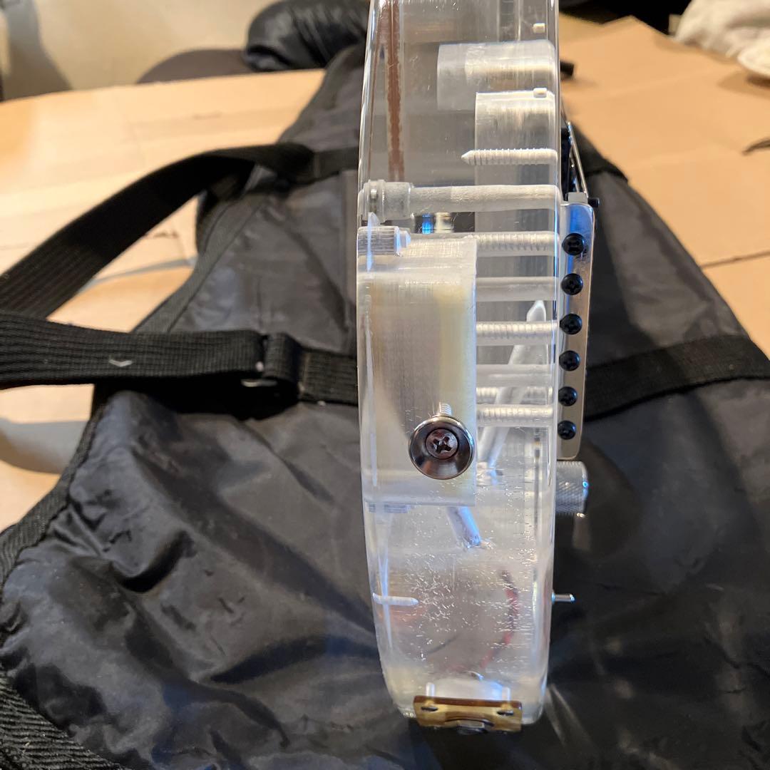 FERNANDES ZO3アクリルエレキギター