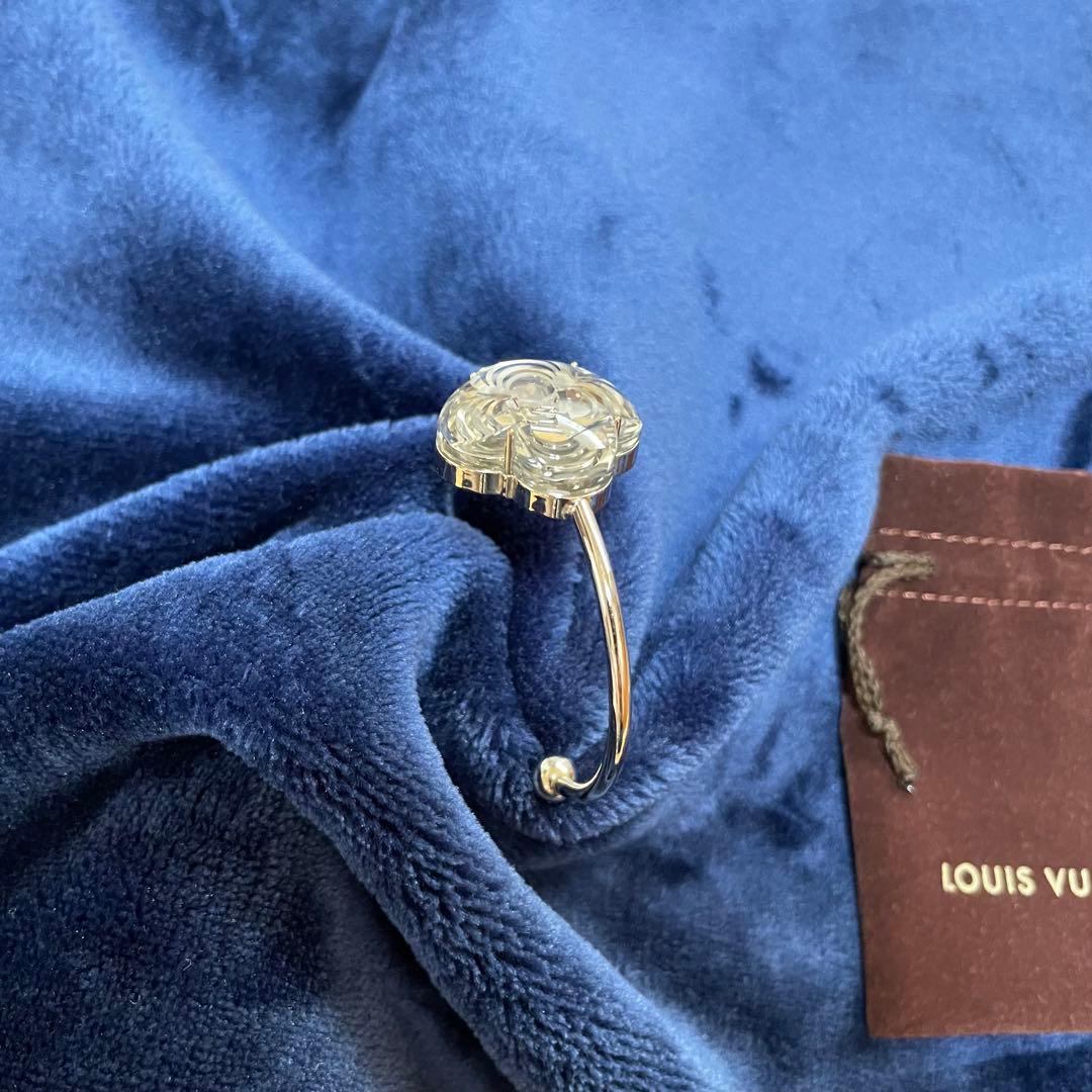 LOUIS VUITTON フラワーモチーフ　バングル&リング