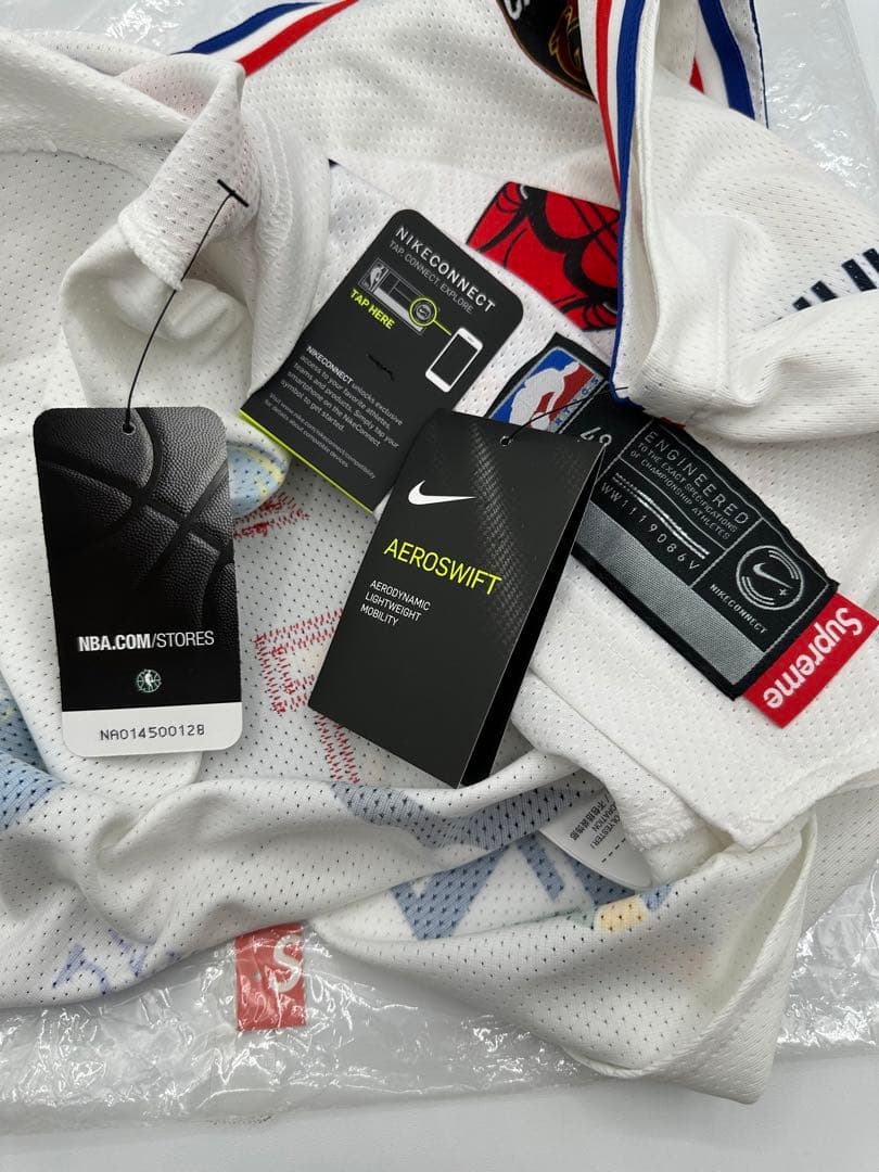 Supreme / Nike®/NBA Teams Authentic