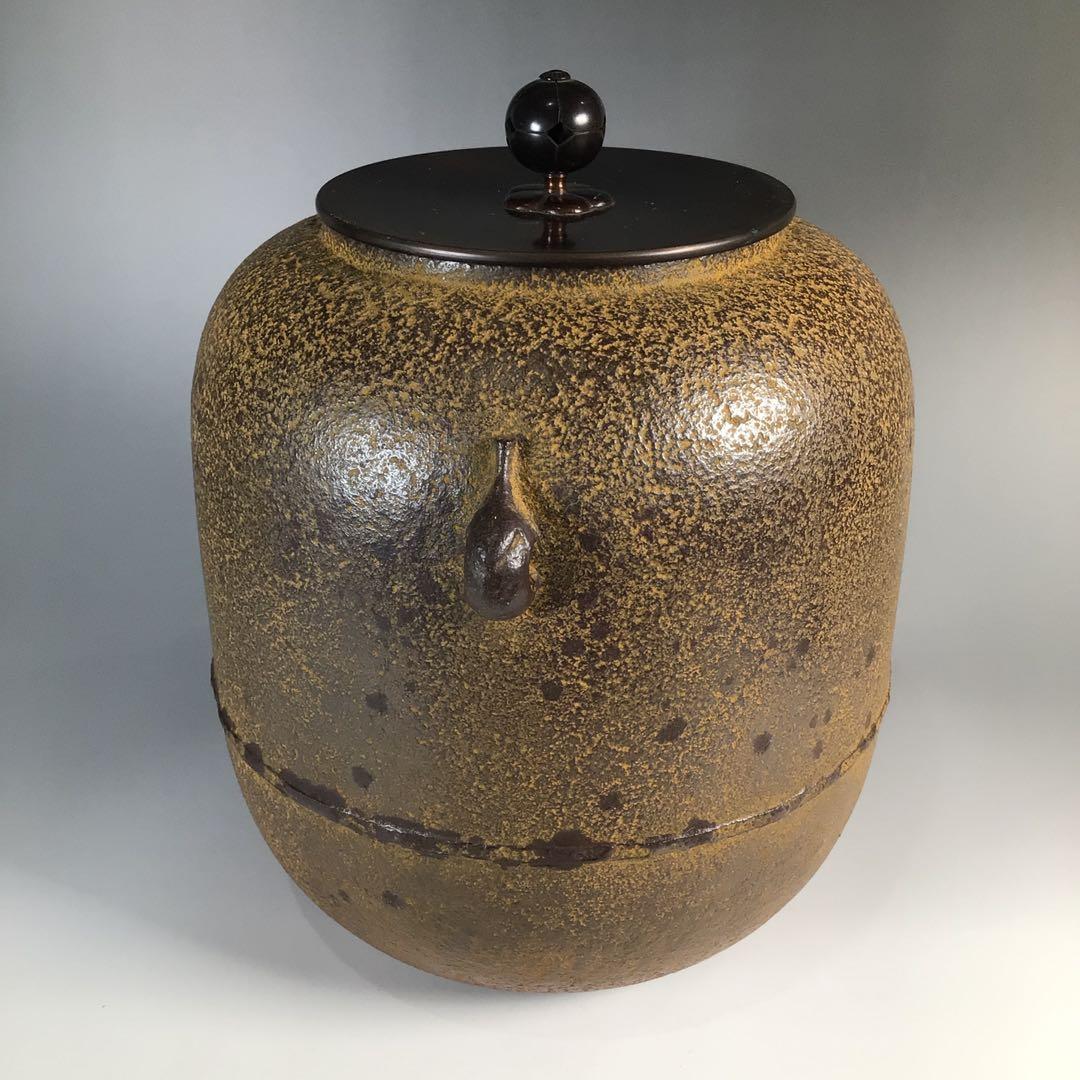 Ｍ１７６　茶釜　『釜師　加藤恵造作』『茄子耳』『素文』『棗釜』　共箱　茶道具