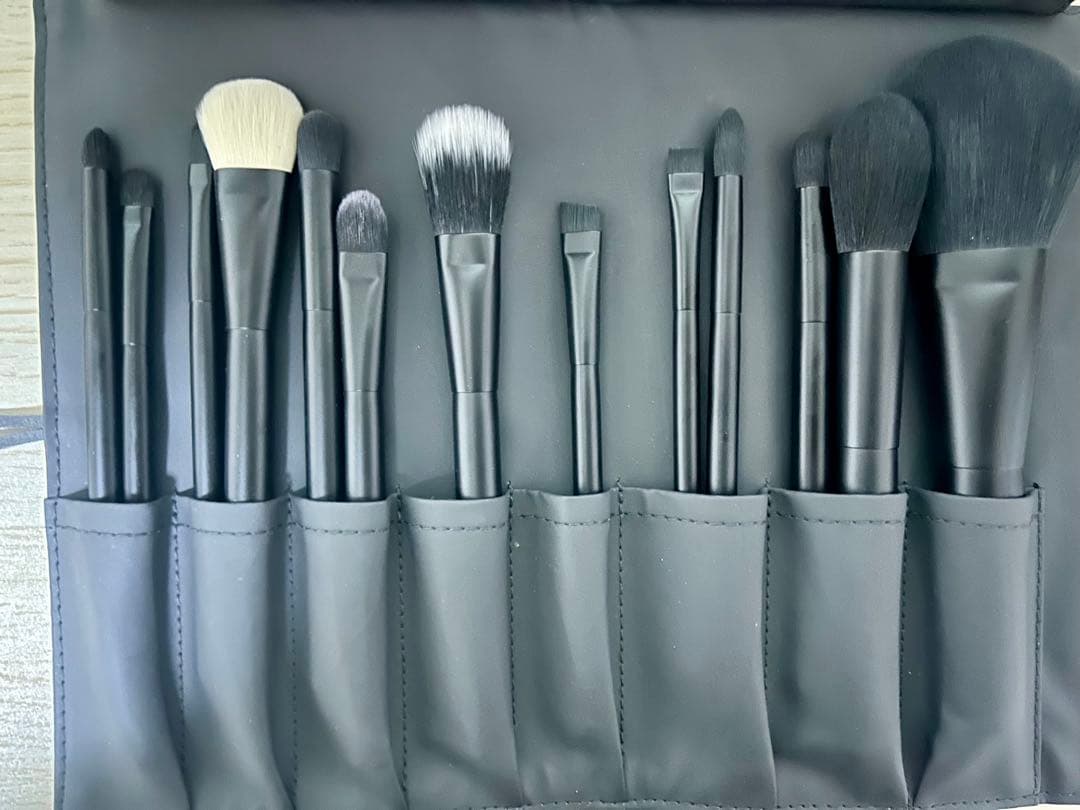 SOYOメイクブラシ13本 セット 小田切ヒロ