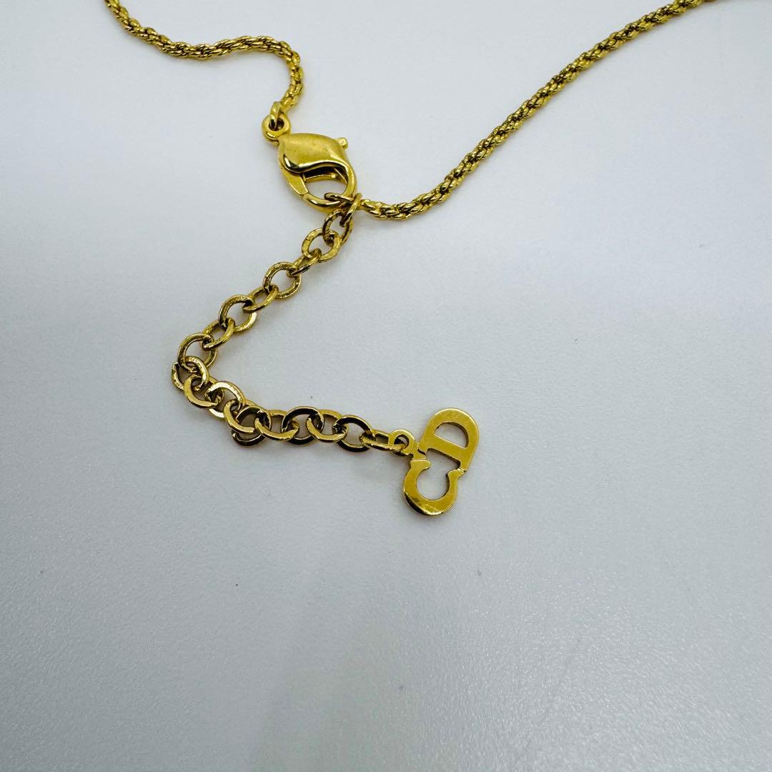 ✨Dior✨ディオール✨CDロゴ✨サークル✨ゴールド色✨ネックレス✨