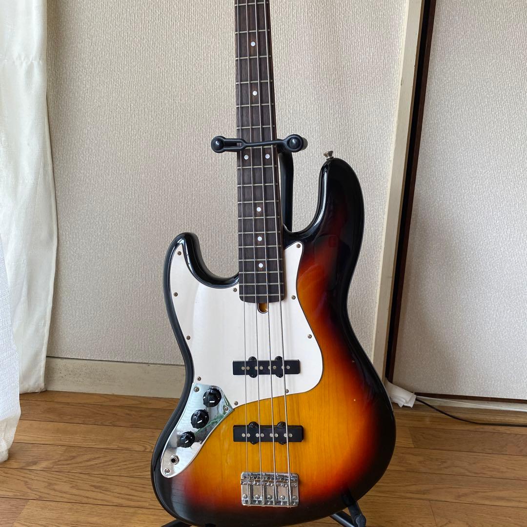 5/3迄！ベ-スギターバッカス 左利き　美品【送料込み価格】超お徳‼️スタンド付き