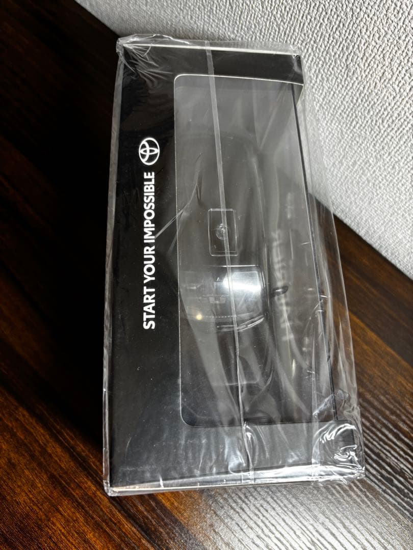 ［新品・未開封］非売品トヨタ ハリアーミニカー 1/30 202ブラック