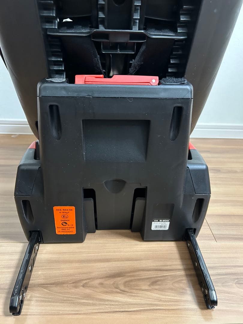 マムズキャリー ターンレジェFIX 回転式 チャイルドシート