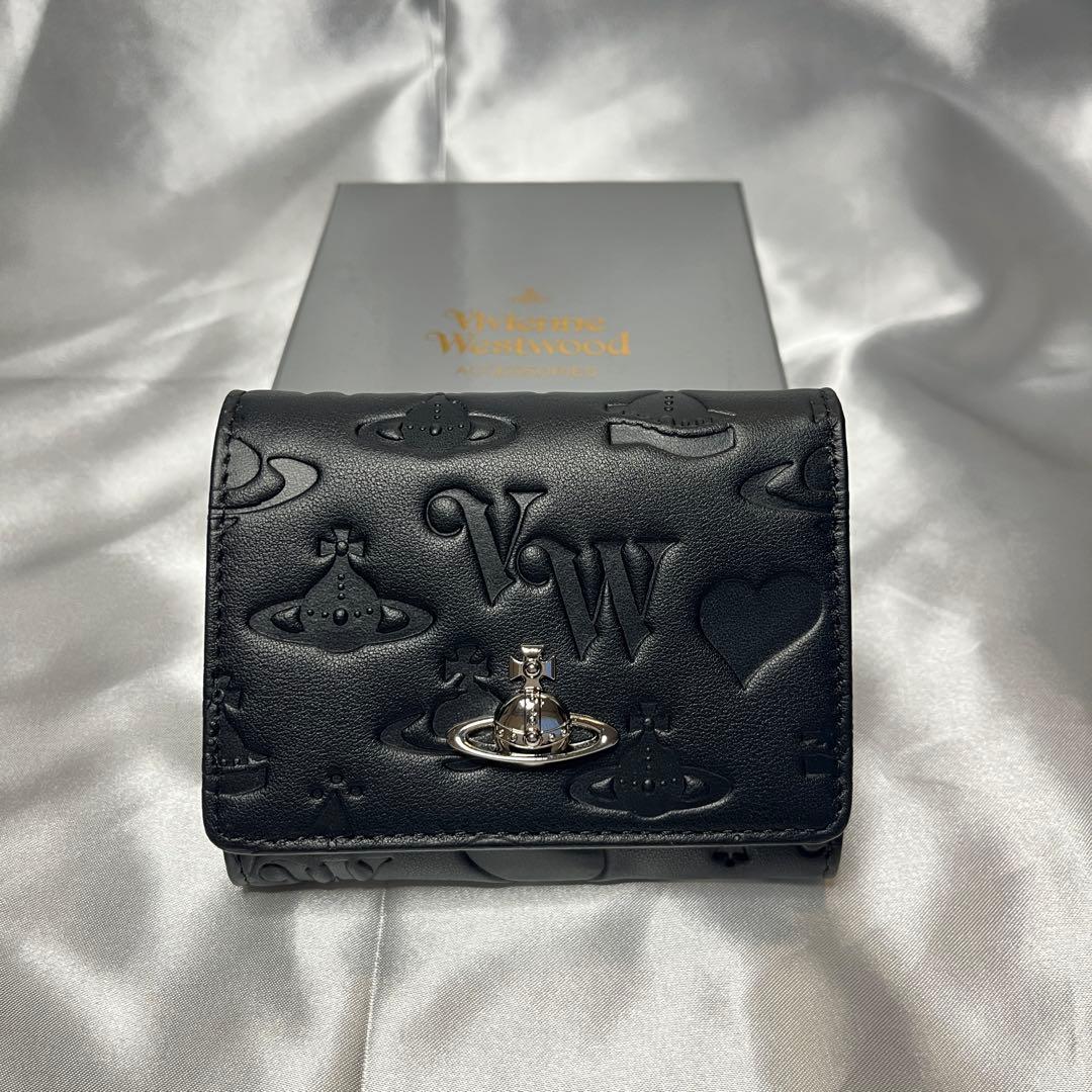 新品 Vivienne Westwood ブラック ヴィヴィアン柄 三つ折り財布