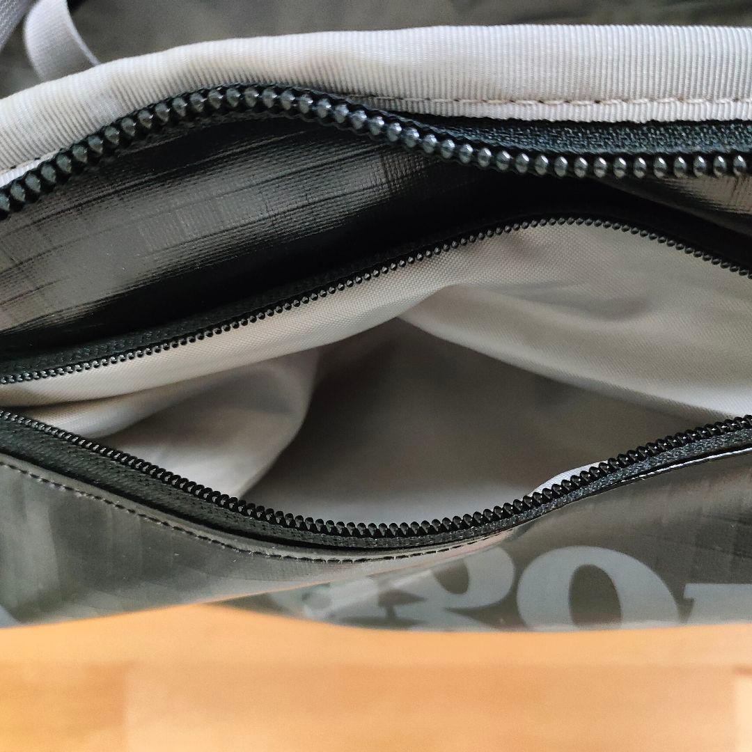 パタゴニア ブラックホール ウィールド ダッフル 40L ブラック 49378