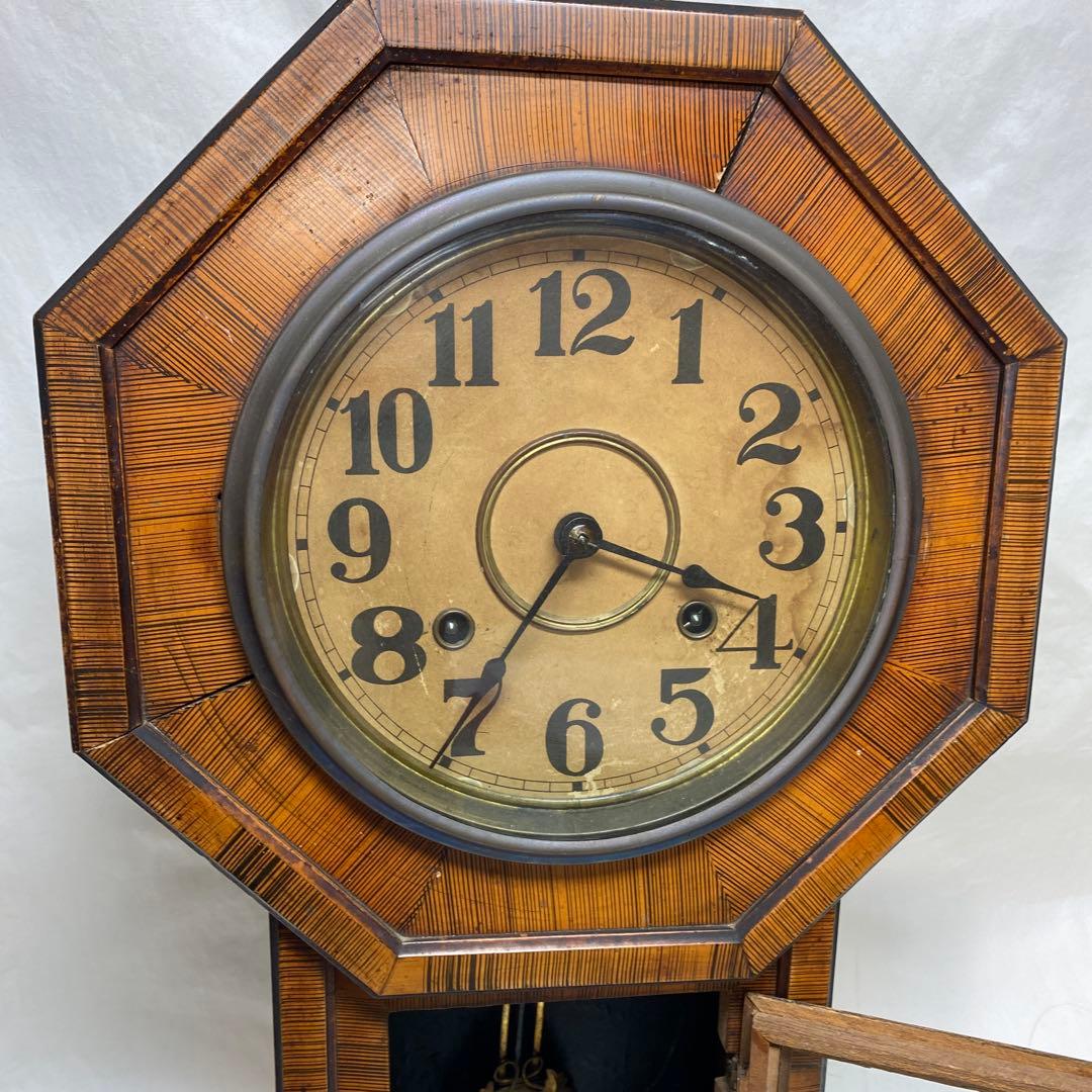 振り子時計　ゼンマイ式　掛け時計 アンティーク　古道具